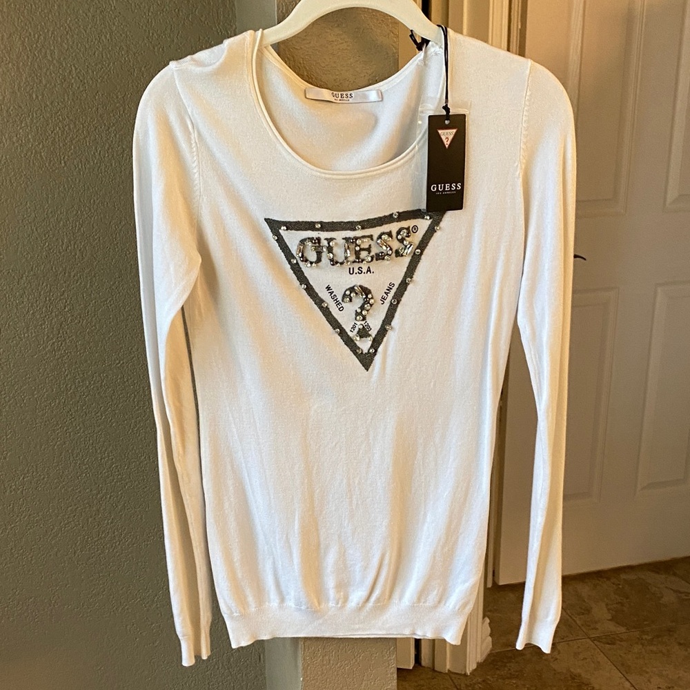 Guess Winter White Women's Sweatshirt with Logo